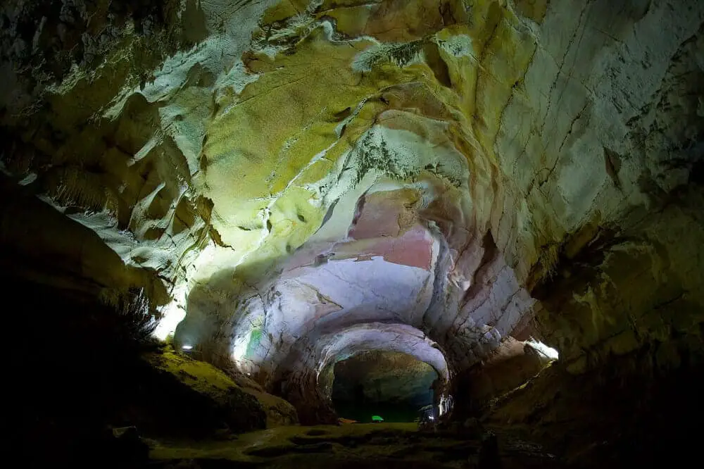 25-breathtaking-photos-of-caves-around-the-world-reader-s-digest