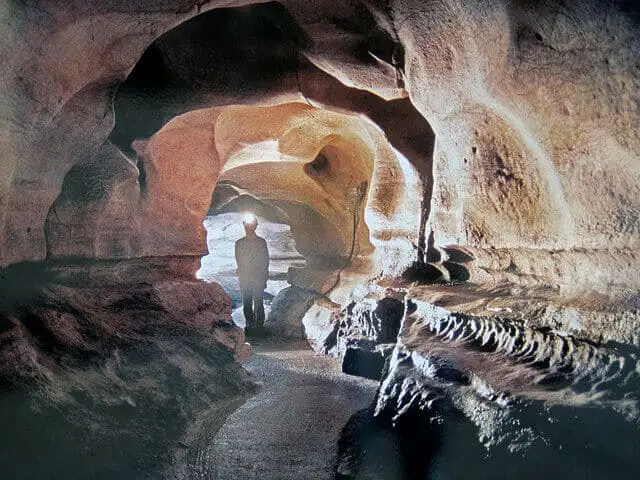 Phreatic tube inside Mammoth Cave KY US